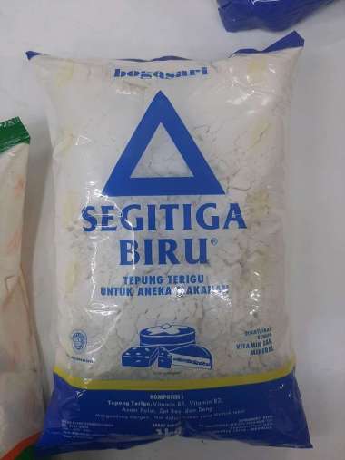 segitiga Biru tepung Terigu 1kg