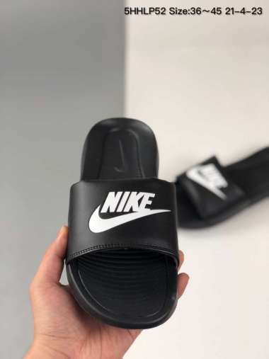nike men's benassi swoosh sports slides