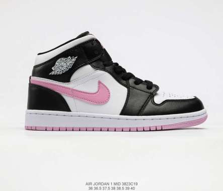 roze jordan sneakers