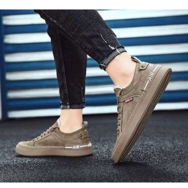 Sepatu Sneaker pria/ Sepatu Sneaker Pria wanita/ Sepatu Import 42 coklat