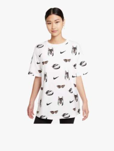 br-m036969-02375_nike-sportswear-women 