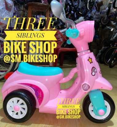 MAINAN VESPA ANAK SHP MB 691 WARNA PINK DISERYAI MUSIK