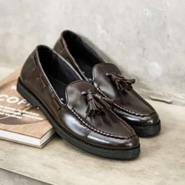 sepatu loafers