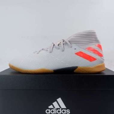 Sepatu Futsal Adidas Nemeziz - Harga 