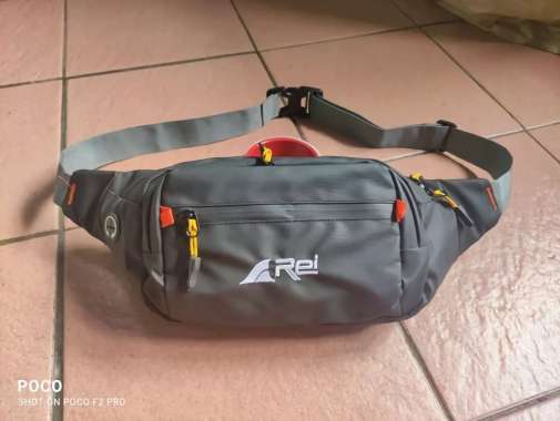 Tas Selempang Waistbag Arei Rei Waterproof / Tas Rei Slempang Pria Waterproof / Tas selempang pria o