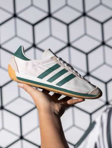 adidas_sepatu_adidas_country_og_white_g 