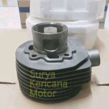 Buring boring blok seher lubang 3 Vespa PX India dus putih