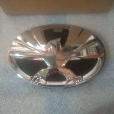emblem logo grill calya burung Garuda asli bawaan mobil ready stok Multicolor