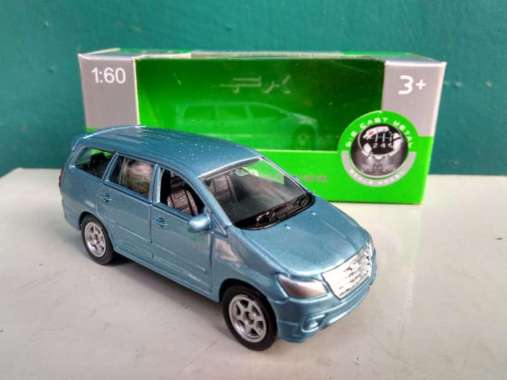 Innova Diecast miniatur mobil Toyota kijang Innova Welly Nex murah