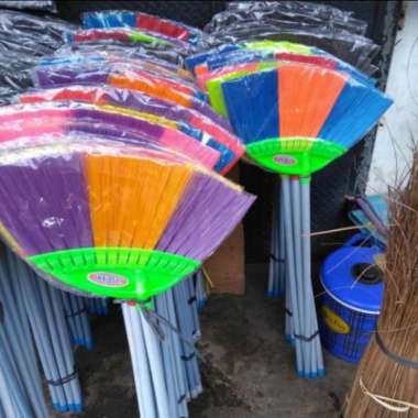 sapu dragon plastik/sapu plastik/sapu lantai SAPU SENAR