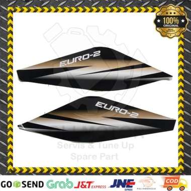 Stiker Pintu ELF EURO 2 Hitam Putih Gold