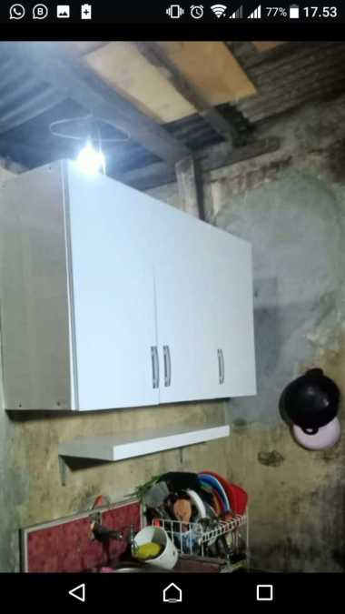 RAK PIRING LEMARI GANTUNG DAPUR KITCHEN SET ATAS 4 PINTU POLOS PUTIH KACA 1