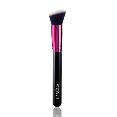 LAMICA 122 Angled Flat Foundation Brush