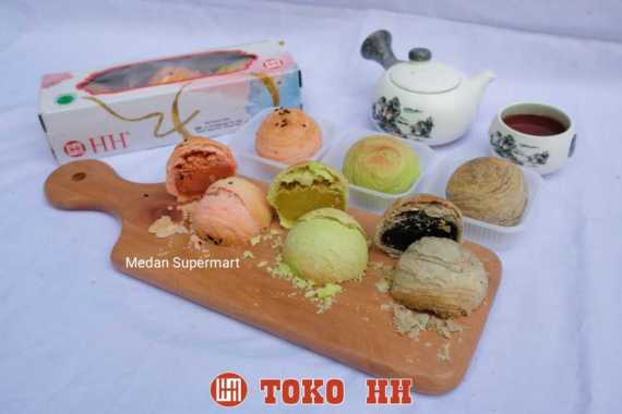 Toko HH Thousand Layer Moon Cake HHH BaganSiapiapi Kacang Merah / Hijau / Durian Kacang / Buah Naga 