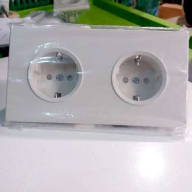 Panasonic Style E Putih (WESJP11222) Stop Kontak 2 Gang