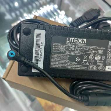 Adaptor Charger Laptop Acer Nitro 19V - 7.1A 135Watt Dc : 5.5*1.7Mm