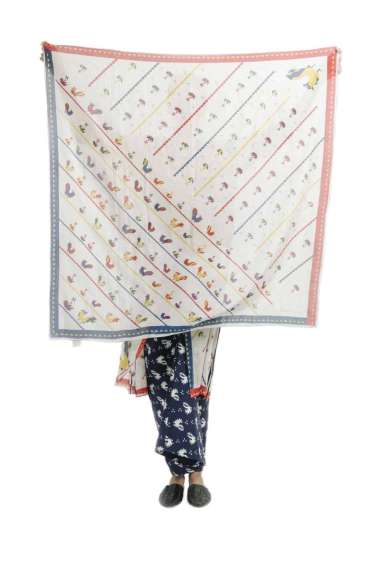 Sejauh Mata Memandang Scarf Ayam Creme