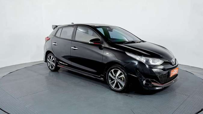 Toyota Yaris S TRD Sportivo AT 2018 Hitam 48 - Hitam A/T Bekasi