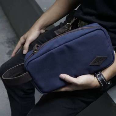 Handbag Tas Tangan Canvas EASTMOVIN Hand bag Rakia Pouch Cowok Biru Navy Bahan Kanvas TEBAL &amp; Kulit ASLI