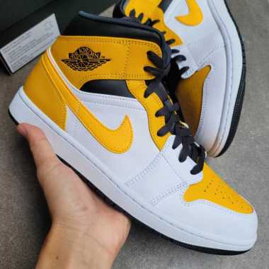 Air Jordan 1 Mid University Gold || yellow black white