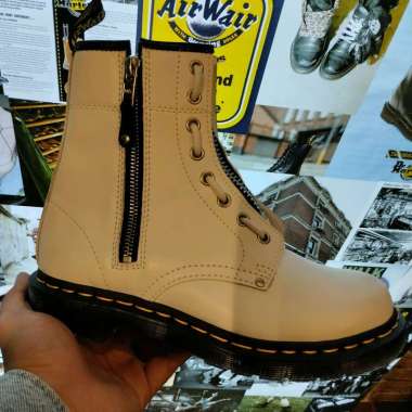 SALE!!! SEPATU DOCMART DR MARTENS 1460 WHITE TWIN LACES NEW ORIGINAL