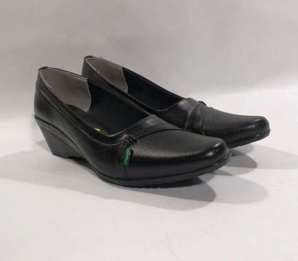 Jual Sepatu Pantofel Karet Wanita Online Baru Harga Termurah Oktober 2020 Blibli Com