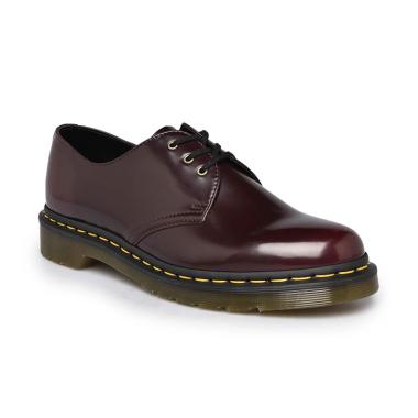 Sepatu Dr. Martens Harga Terbaik Januari 2025