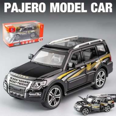 Mainan Pajero Die Cast Mobil 1:32 Mitsubishi Pajero Diecast Mobil Suv Hitam