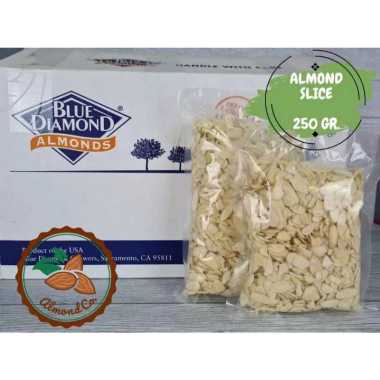 Kacang Almond Slice (Mentah) 250 Gr Blue Diamond