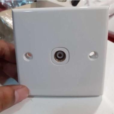 Schneider S- Classic Outlet Tv / Saklar Antena Tv / Outlet Antena TV E31TV75_WE_G12