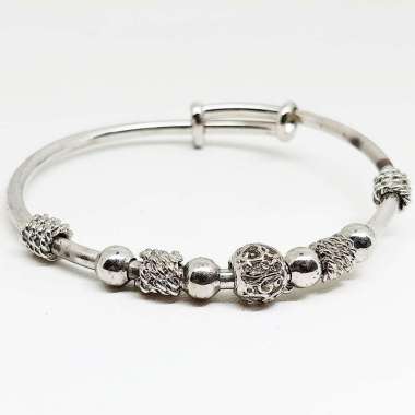 Gelang Titanium Asli Stainless Import 7 Bandul - VeE Bracelet Tangan Wanita silver