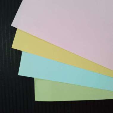 Kertas Warna Ukuran F4 Kuning, Pink, Hijau, dan Biru / HVS Warna 70gsm Per 20 / Kertas Berwarna HVS