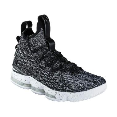 NIKE Men Basketball Lebron XV Sepatu Basket Pria - Black [897648-002]