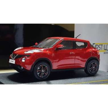 FIRST43 MODELS NISSAN JUKE 2015 RED METALLIC