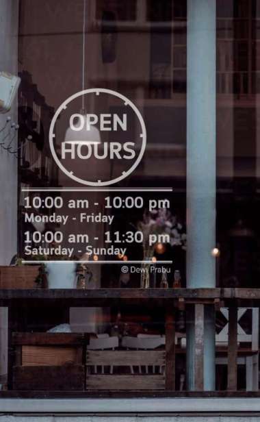 Sticker Custom Jadwal Buka Tutup Toko Cutting Sticker Kaca dan Dinding