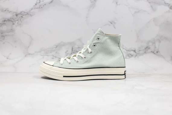 Converse Chuck Taylor Original Terbaru Juni 2022 | Blibli