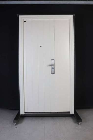 Pintu Baja Fortress JBS Prime New Model Design Baru Mother Son Besar Kecil Putih
