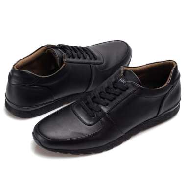 Jual Sepatu Sneakers Lv Model & Desain Terbaru - Harga Oktober