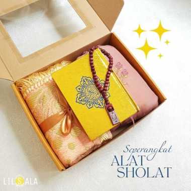 [BARMUQ] PAKET SESERAHAN PERNIKAHAN SEPERANGKAT ALAT SHOLAT SAJADAH TURKI MUKENA DAN DAN ALQURAN HAM