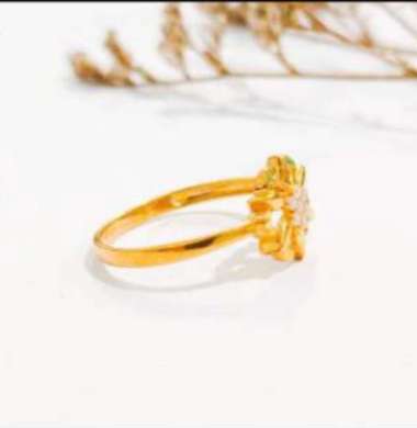 Cincin wanita model bunga mewah fashion emas asli