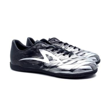 Daftar Harga Sepatu Futsal Warna Hitam Specs Terbaru Oktober 2020 Terupdate Blibli Com