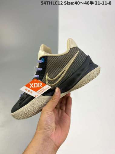 sepatu kyrie 4
