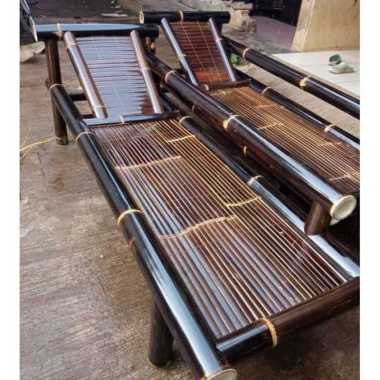 kursi malas santai terbuat dari bambu hitam