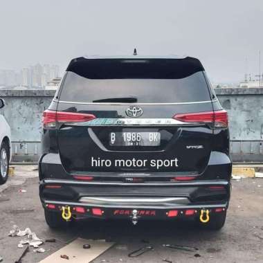 Towing Fortuner Model Rocker Bar + Lampu Black