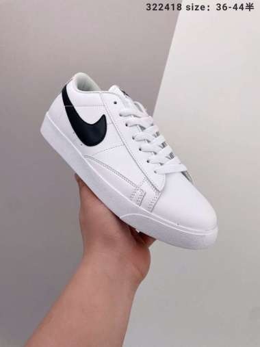 nike leather blazer low