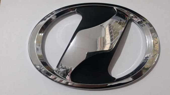 Logo Emblem Toyota Calya Agya 15 cm