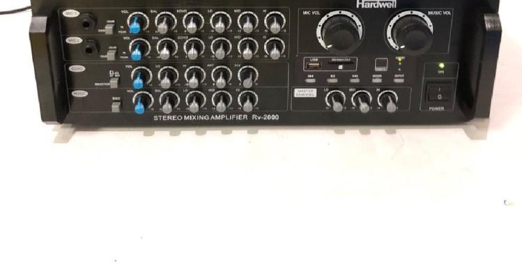 Hardwell RV 2000 Karaoke Amplifier Hitam