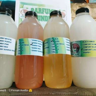 Parfum Sakura Laundry Setrika dan Pewangi Pakaian 1Liter