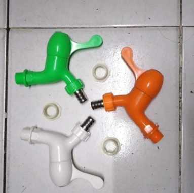 KRAN KERAN AIR PVC taman corong ENGKOL 1/2" SHK CML