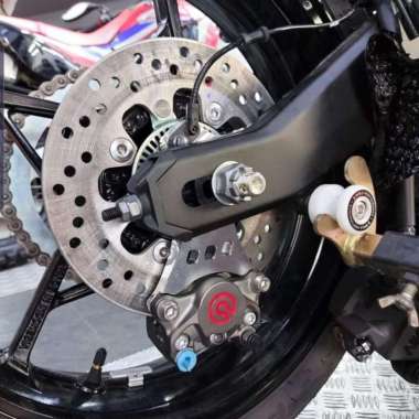 Kaliper Brembo Belakang 2P red logo set Bracket wr3 Zx25 Zx25r